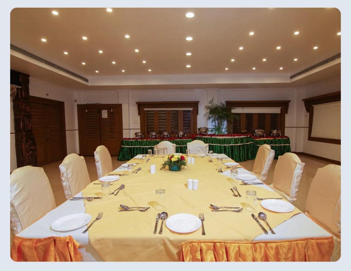 Hotel Sasthapuri 코지코드 외부 사진